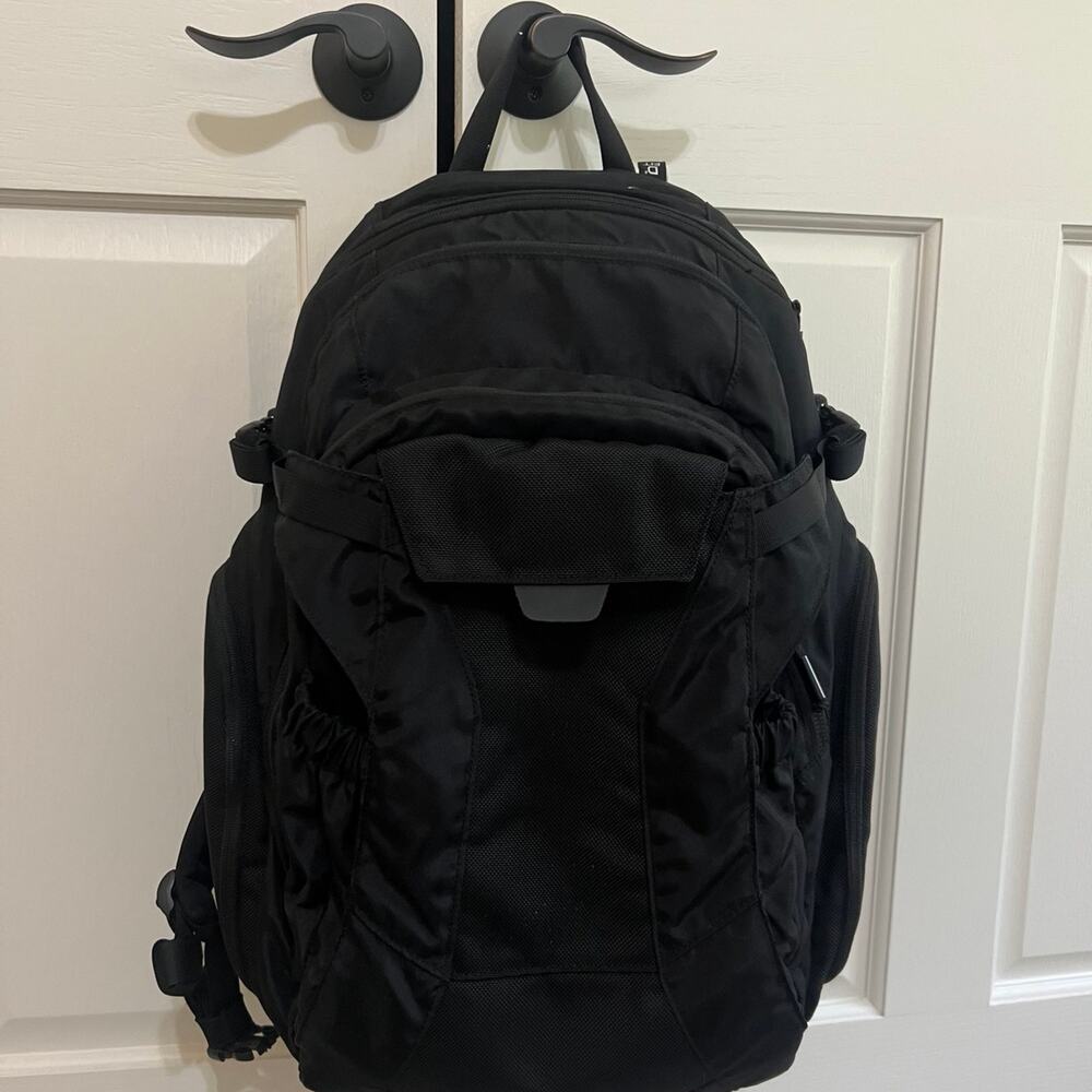 Rare CamelBak U.A.C. Urban Assault backpack concealed carry discontinued